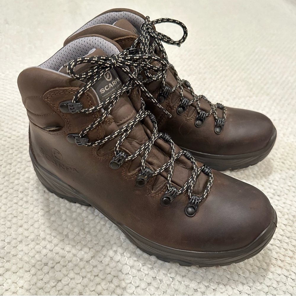 Scarpa Women’s Terra Mid GTX Leather Hiking Boot 7.5